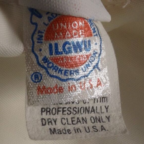 Vintage WEDDING Dress, 0 Petite, Satin/Beaded, Removable Bustle, long sleeve - Picture 14 of 15